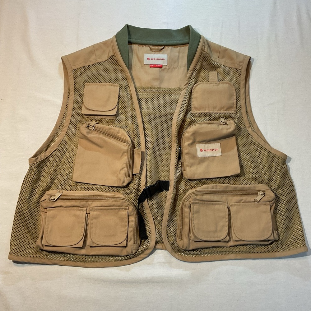 Redington Fishing Wading Vest Tan Green Trim Size L/XL, Multiple Zip Pockets